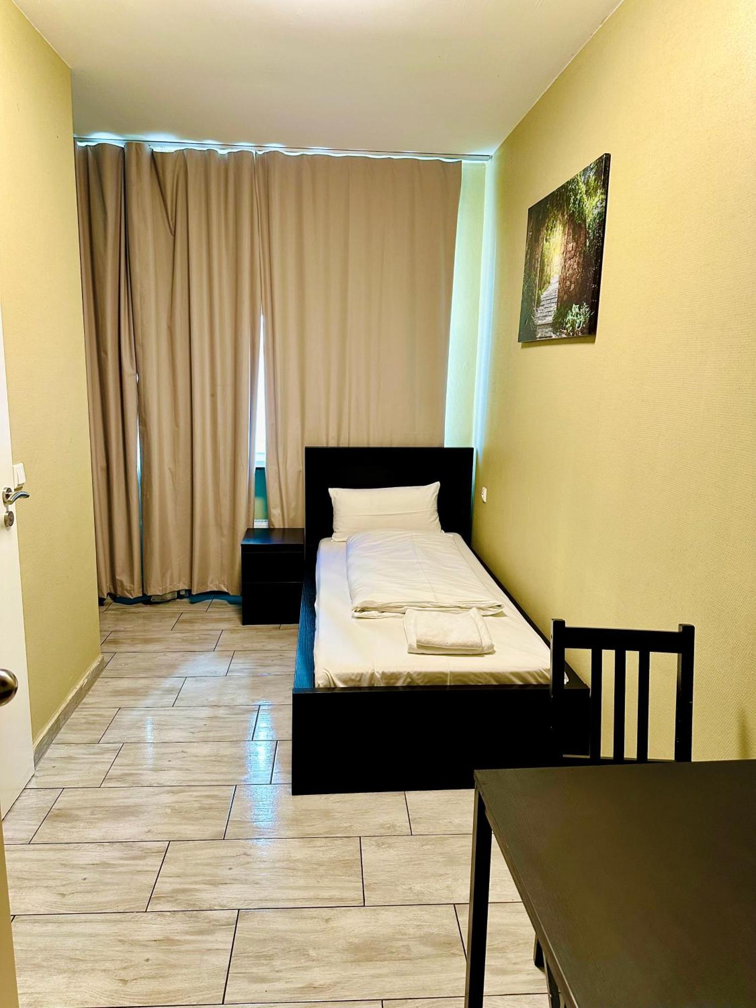 Standard Single Room,1618818779:JPEG